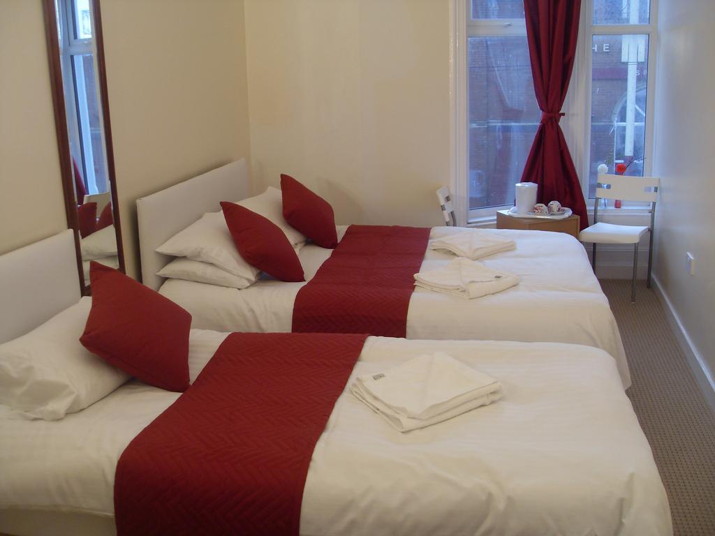 Chilton Hotel room 3